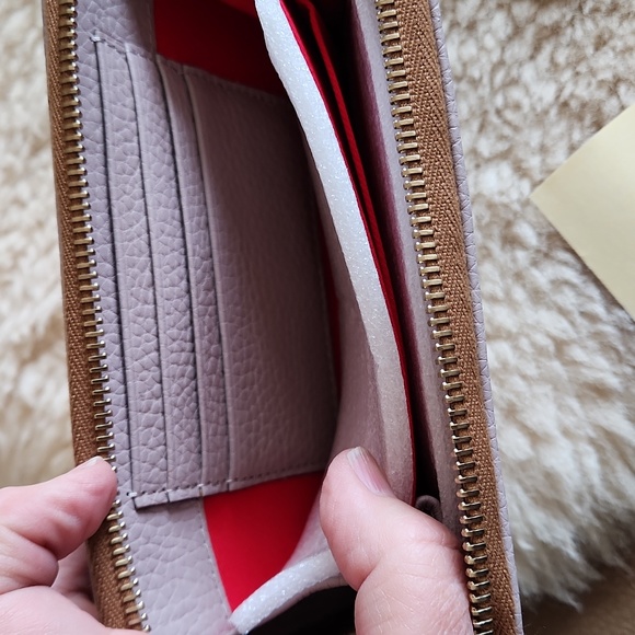 NWT Dooney & Bourke 3/4 Zip Oyster Pebbled Leather Wallet/Wristlet 🩶🎁🦪 - Picture 9 of 16